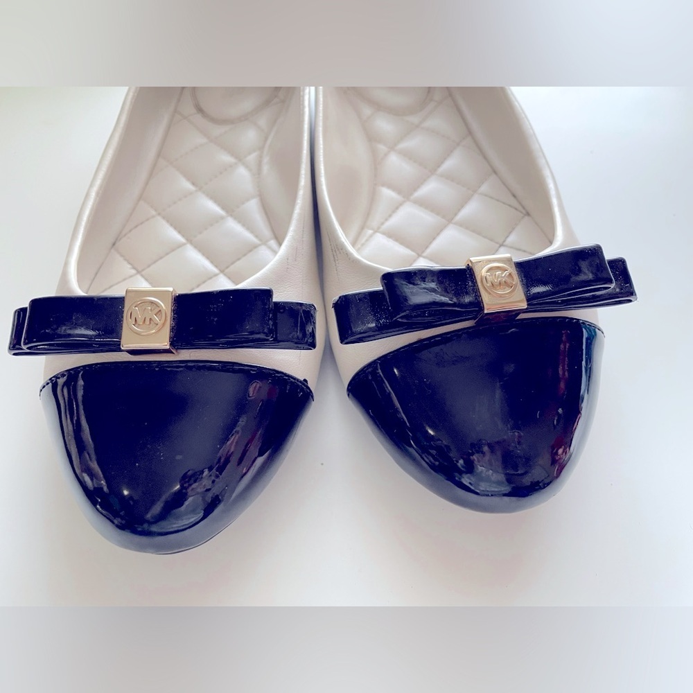 Michael Kors womens Sandals - size 7.5 - Picture 11 of 12